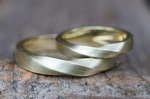 Trauringe °Möbiusband° Gelbgold 585/- strichmatt _ 3385,-€
