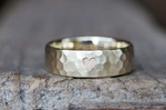 Ring °herzallerliebst° Gelbgold 333/- Hammerschlag matt mit Herz  508,-€