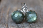 Ohrhänger Silber Labradorit-Kugeln 12mm facettiert 110,-€