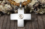 Anhänger °Kreuz° Silber Gelbgoldfassung 750/- naturfarbener Brillant 395,-€ an Turmalinkette Würfelchen 2mm naturfarben 115,-€